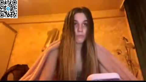 Snapshot of lovelysilk_63 chatting on April 13, 6:35 pm ELA online show from April 13, 6:35 pm