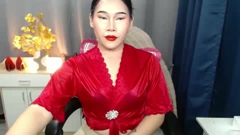 Snapshot of lovelysugar18 chatting on February 2, 12:24 pm STWEET LINA online show from February 2, 12:24 pm
