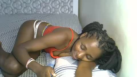 lovelytin online show from October 27, 7:29 pm