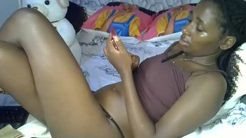 Snapshot of lovelytin chatting on February 23, 9:01 pm lovelytin online show from February 23, 9:01 pm