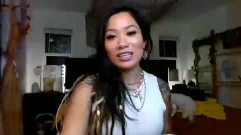 Snapshot of lovelyxmacii chatting on October 12, 4:55 am lovelyxmacii online show from October 12, 4:55 am