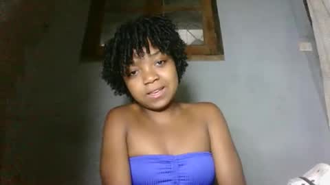 Snapshot of lovemarie08 chatting on April 5, 2:58 pm lovemarie08 online show from April 5, 2:58 pm