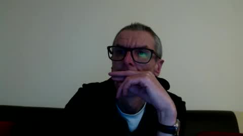 Snapshot of lovepvclate40s chatting on February 19, 8:10 pm lovepvcearly50s online show from February 19, 8:10 pm