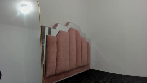 L O V E  online show from February 2, 11:40 am