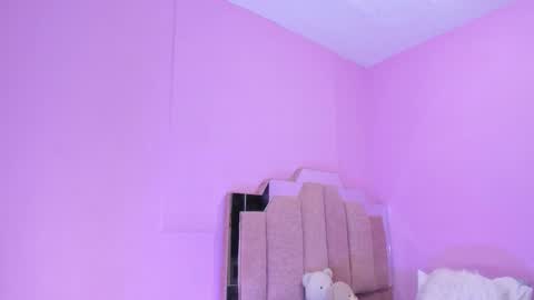 L O V E  online show from September 12, 11:32 am