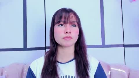 Love  online show from December 19, 8:05 pm