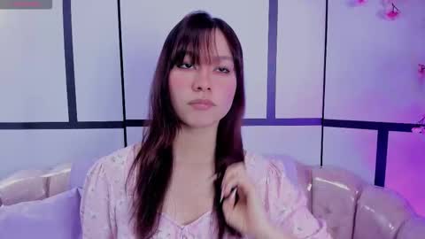 Love  online show from January 6, 8:45 pm