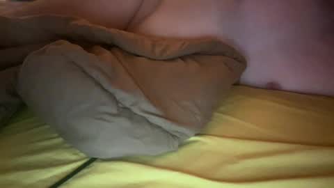 Snapshot of lover20002 chatting on July 8, 3:55 am lover20002 online show from July 8, 3:55 am