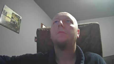 Snapshot of lover582553 chatting on February 12, 12:01 pm lover582553 online show from February 12, 12:01 pm