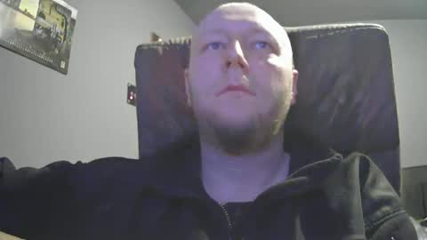 Snapshot of lover582553 chatting on February 16, 1:27 pm lover582553 online show from February 16, 1:27 pm