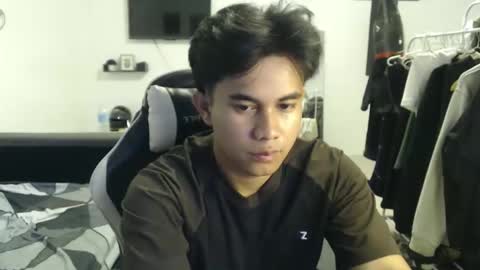 loverboyph04 online show from December 23, 1:58 am