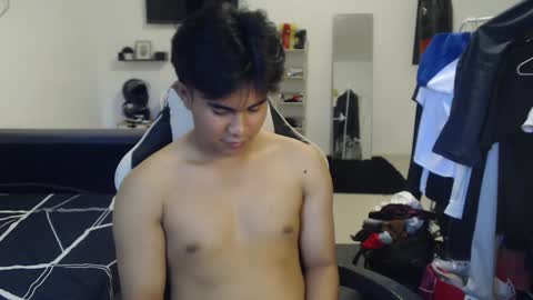 loverboyph04 online show from January 12, 2:17 am