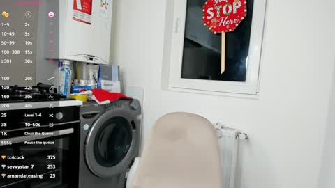 Snapshot of lovermike_ chatting on December 25, 1:31 am Mike online show from December 25, 1:31 am