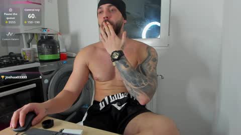 Snapshot of lovermike_ chatting on April 7, 7:58 pm Mike online show from April 7, 7:58 pm