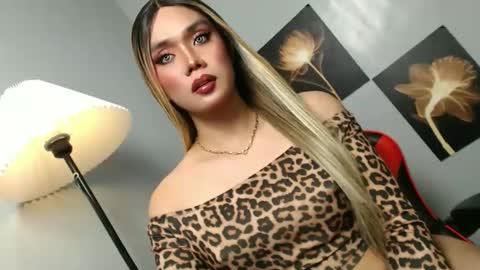 lovers moon22 online show from December 2, 12:32 pm