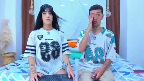 sofia and bryan online show from November 18, 8:57 pm