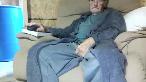 Snapshot of lovesex6565 chatting on November 5, 12:16 pm just here to have fun and cum online show from November 5, 12:16 pm