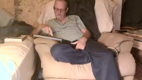 Snapshot of lovesex6565 chatting on November 26, 11:55 am just here to have fun and cum online show from November 26, 11:55 am