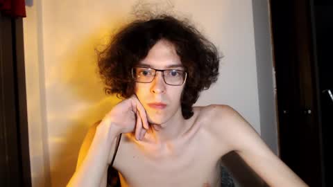 LovesomeCookie online show from May 3, 3:40 pm