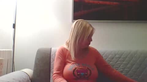 Marlyn online show from February 10, 10:36 pm