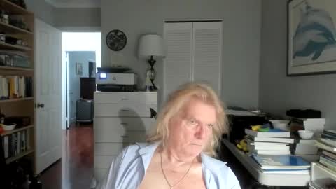 Michael online show from April 28, 2:10 am