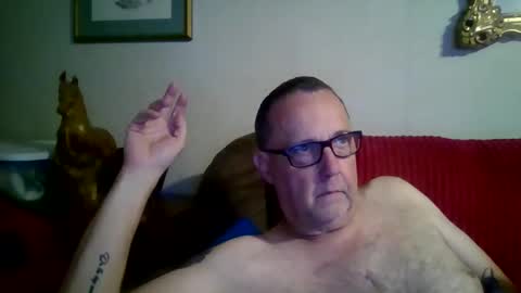lovesummer69 online show from April 2, 4:43 am