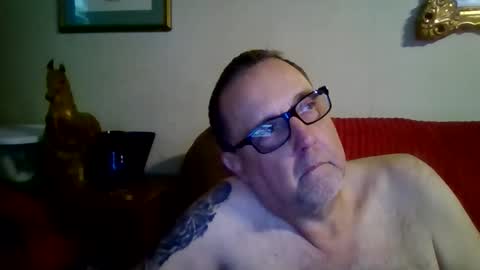 lovesummer69 online show from May 5, 10:07 pm