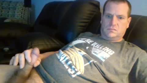 Snapshot of lovetocum37 chatting on March 22, 2:04 am lovetocum37 online show from March 22, 2:04 am