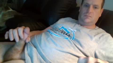 Snapshot of lovetocum37 chatting on April 2, 3:26 am lovetocum37 online show from April 2, 3:26 am