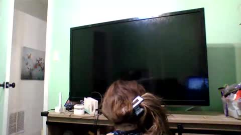 Snapshot of lovetocum69699 chatting on September 29, 4:39 am lovetocum69699 online show from September 29, 4:39 am