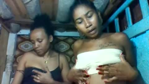 loveyou751 online show from April 10, 4:33 pm