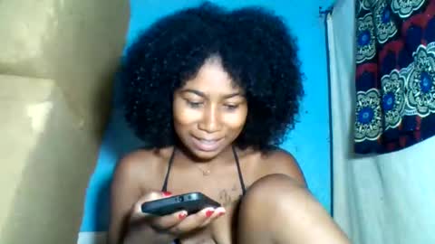 loveyou751 online show from April 12, 7:57 am