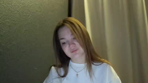 Snapshot of loviesimone chatting on October 5, 6:17 pm loviesimone online show from October 5, 6:17 pm