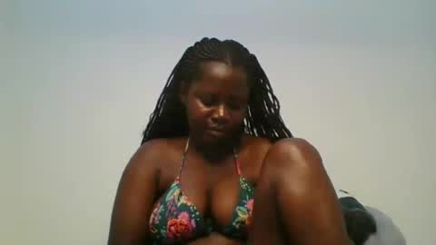 loviett online show from July 5, 7:15 am
