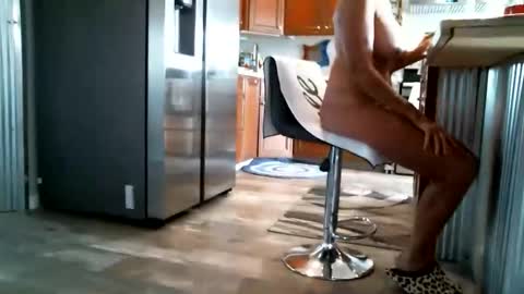 lovingcouple1969 online show from June 2, 2:41 pm