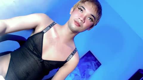 Snapshot of lovingmonaru969 chatting on December 8, 3:35 pm Lovingmonaru969 online show from December 8, 3:35 pm