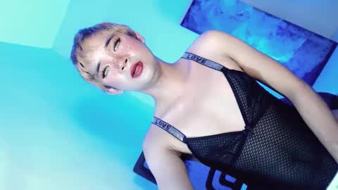 Snapshot of lovingmonaru969 chatting on December 14, 7:03 pm Lovingmonaru969 online show from December 14, 7:03 pm