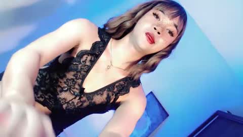 Snapshot of lovingmonaru969 chatting on February 21, 12:39 pm Lovingmonaru969 online show from February 21, 12:39 pm