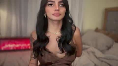 Snapshot of lowla_19 chatting on April 25, 6:38 pm Candice online show from April 25, 6:38 pm