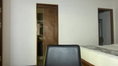 Snapshot of loxlust chatting on March 22, 4:10 pm Lox online show from March 22, 4:10 pm