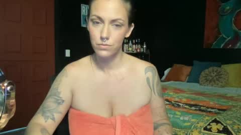 Snapshot of loxlust chatting on June 16, 3:58 pm Lox online show from June 16, 3:58 pm
