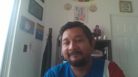 Snapshot of lpmauriciosantamaria chatting on June 1, 2:41 pm lpmauriciosantamaria online show from June 1, 2:41 pm