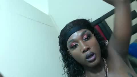 lsnnickykhanyile online show from January 11, 1:32 am