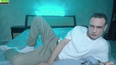 Snapshot of lstfl_wizard chatting on February 23, 12:35 pm Lstfl wizard online show from February 23, 12:35 pm