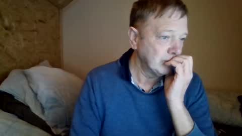 lu485947452685 online show from December 2, 5:52 pm