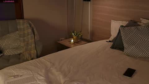  ---Goys incredible photographs online show from March 11, 1:17 pm