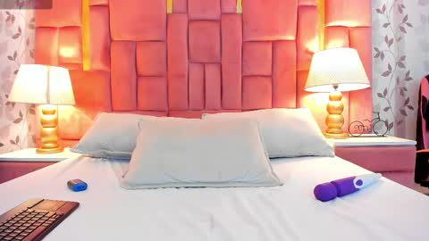 Luanastones online show from March 7, 5:40 am