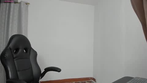 lUAN online show from January 31, 11:13 am