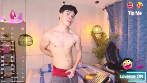 lUAN online show from March 5, 11:39 am