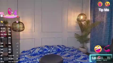 lUAN online show from April 14, 11:38 am